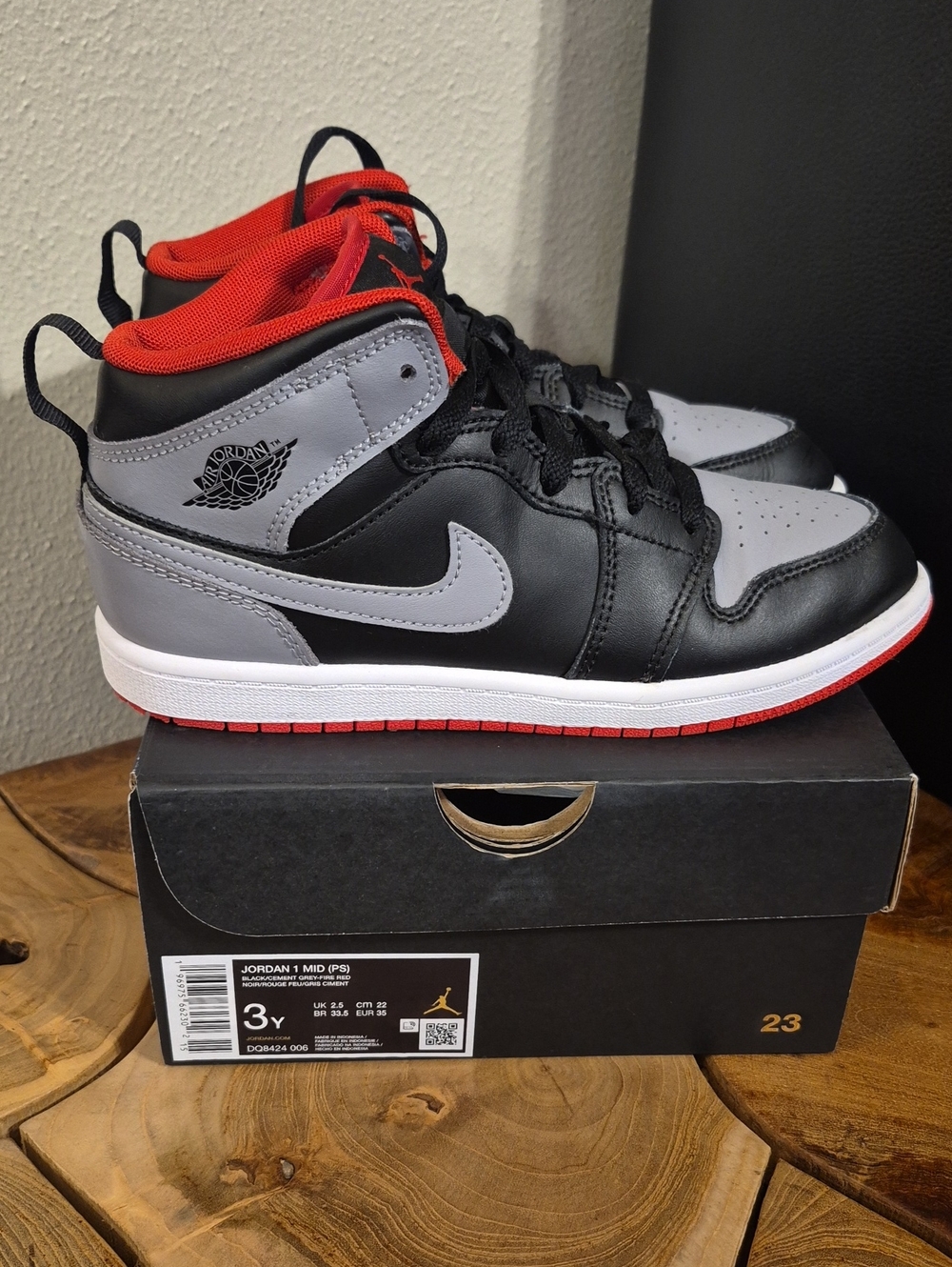 Jordan Kid's Mid-Top Sneakers - Black/Gray/Red
